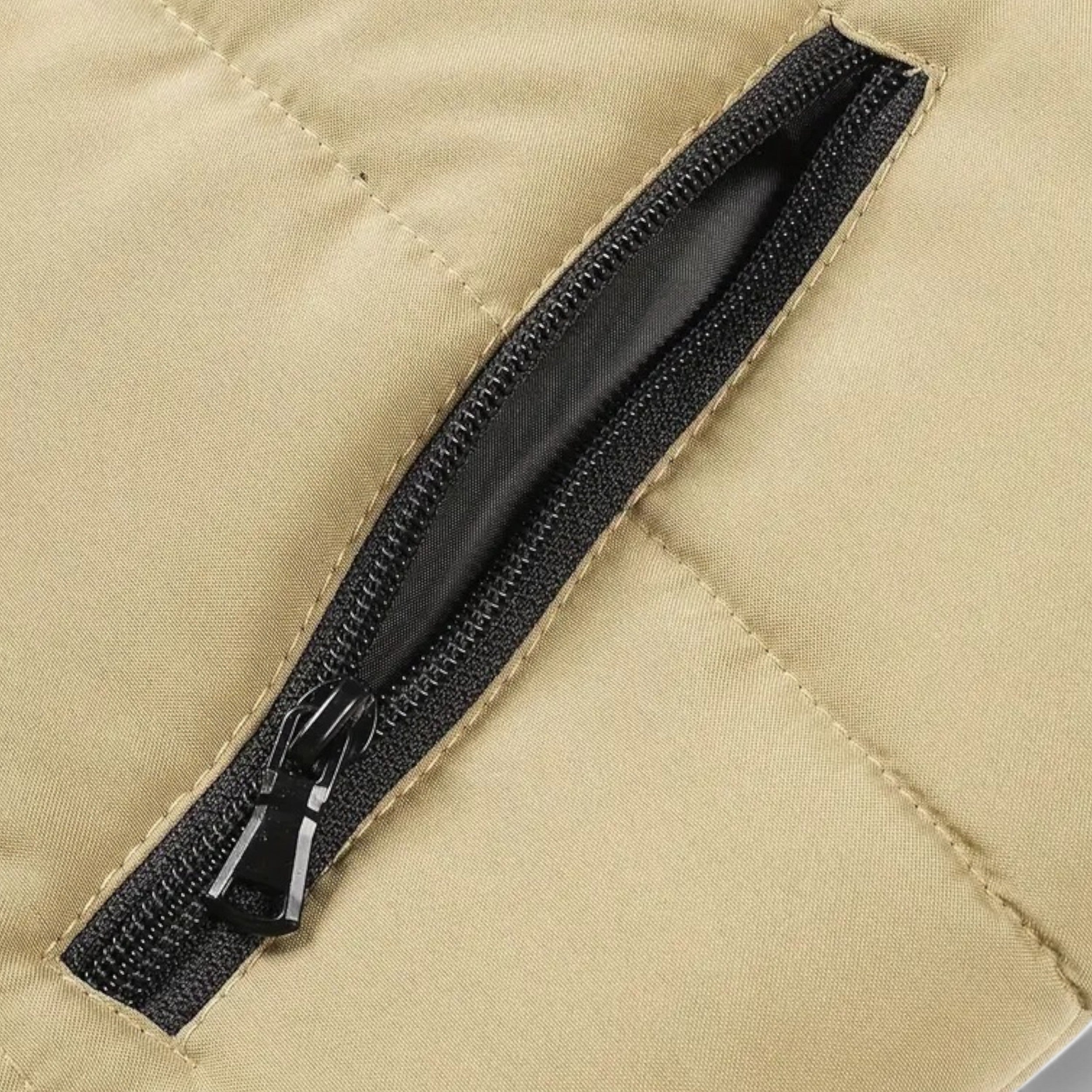 Lazaro Mode | Chaleco Acolchado Ligero de Hombre – Estilo Moderno y Funcional