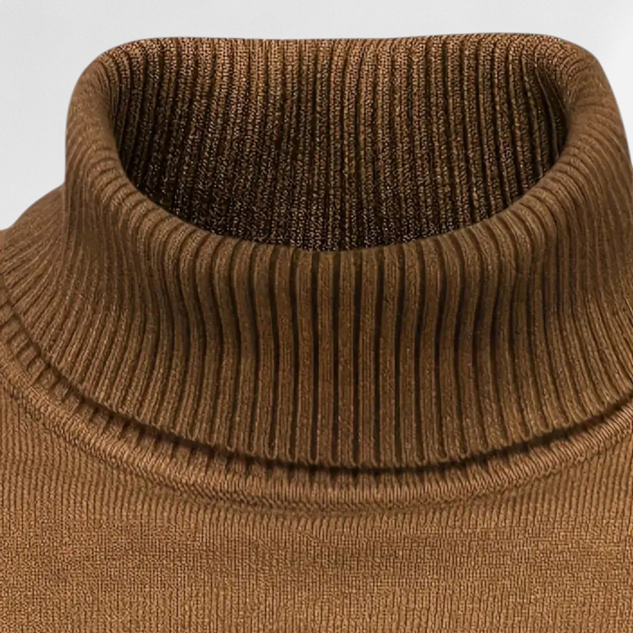 Lazaro Mode | Top de Hombre de Manga Larga con Cuello Alto – Estilo Contemporáneo
