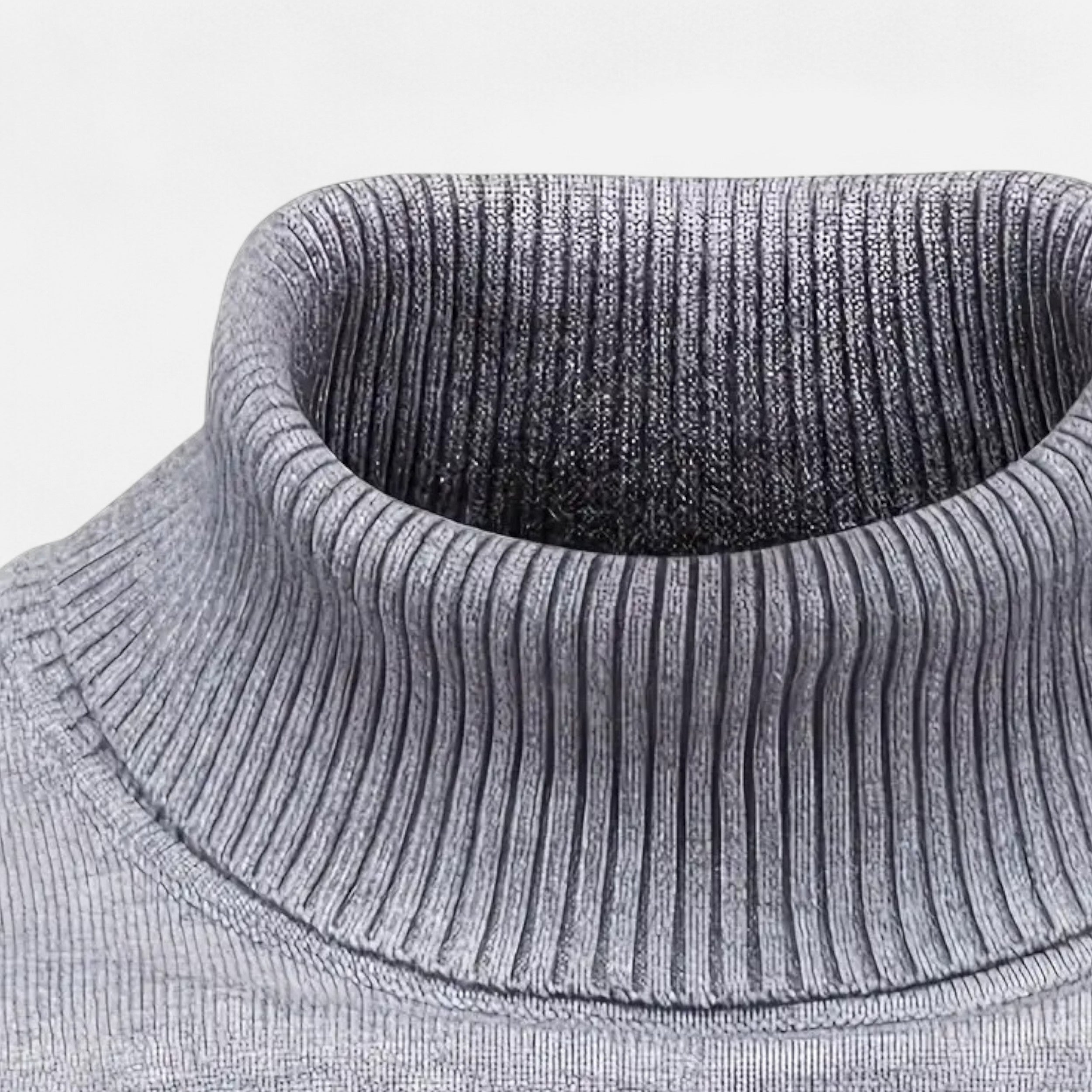 Lazaro Mode | Top de Hombre de Manga Larga con Cuello Alto – Estilo Contemporáneo